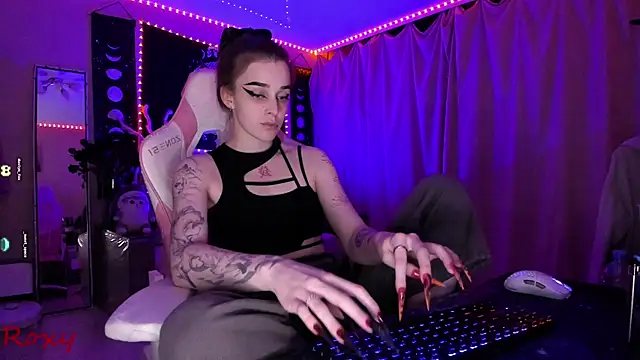 wet dream  online show from 12/02/25, 11:00