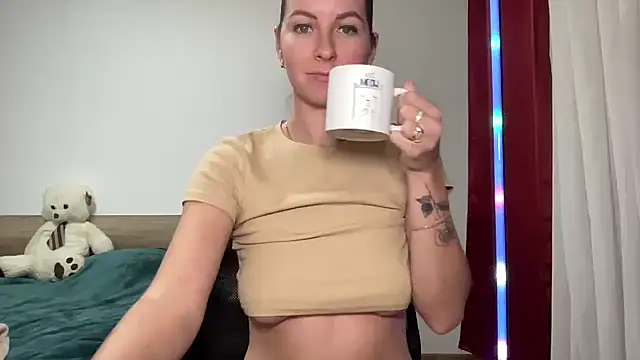 beauty bella online show from 12/03/24, 10:18