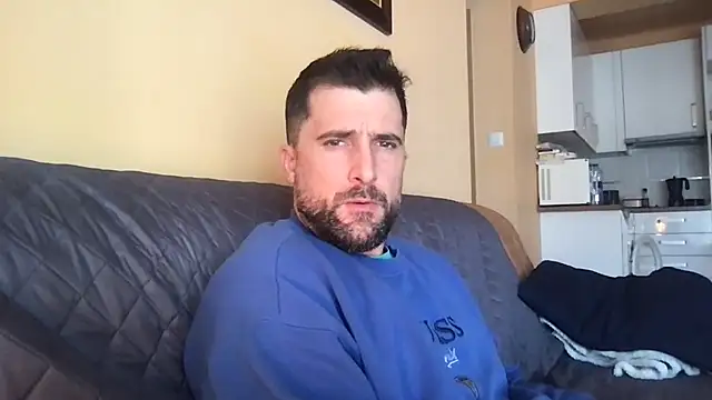 Snapshot of alex877x chatting on 01/09/26, 11:02 alex877x online show from 01/09/26, 11:02