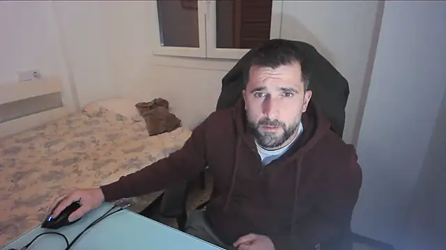 Snapshot of alex877x chatting on 04/11/26, 06:01 alex877x online show from 04/11/26, 06:01