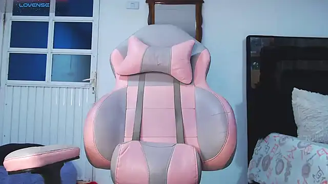 Im Keizy online show from 12/23/25, 04:43