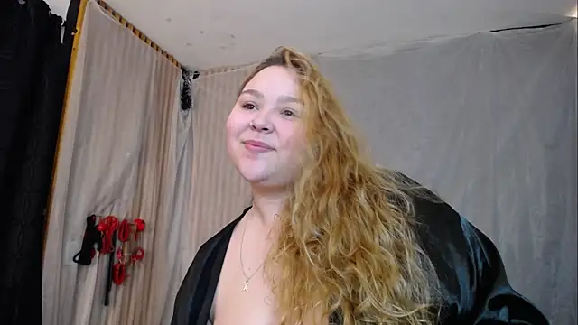 Snapshot of julia_sweet_1 chatting on 01/31/25, 04:36 julia sweet 1 online show from 01/31/25, 04:36