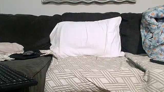 Badcuzwefun187 online show from 04/30/26, 05:52