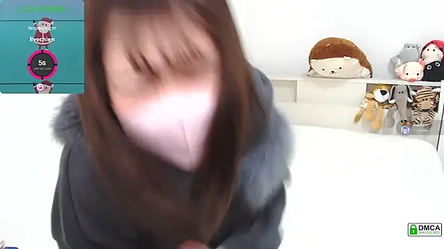 Snapshot of SUZU_ chatting on 12/29/24, 12:09 SUZU online show from 12/29/24, 12:09