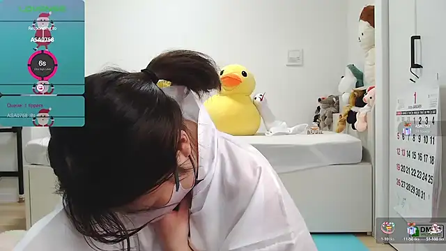 Snapshot of SUZU_ chatting on 01/02/25, 12:46 SUZU online show from 01/02/25, 12:46