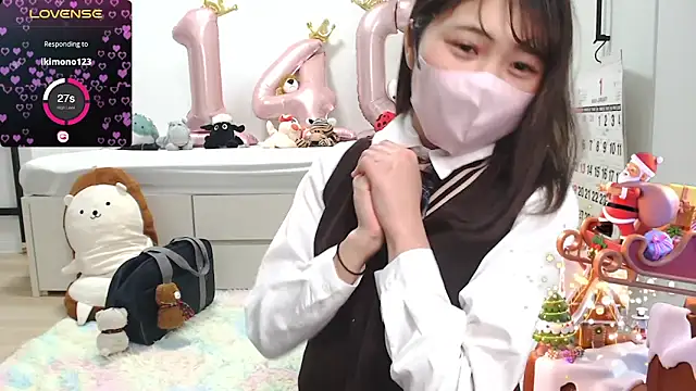 Snapshot of SUZU_ chatting on 01/25/25, 09:14 SUZU online show from 01/25/25, 09:14