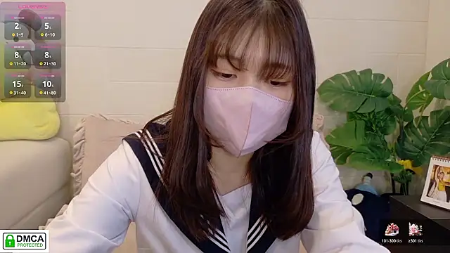 SUZU  online show from 04/29/26, 12:37