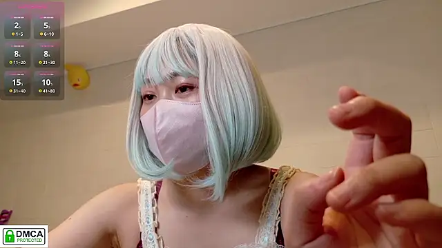 SUZU  online show from 06/11/26, 12:14