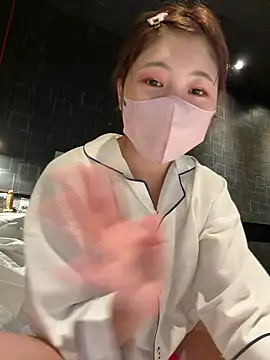 SUZU  online show from 06/14/26, 08:11