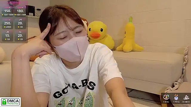 SUZU  online show from 06/22/26, 02:14