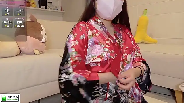 SUZU  online show from 06/23/26, 12:14
