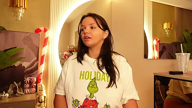 CelesteBailey online show from 12/02/25, 05:13