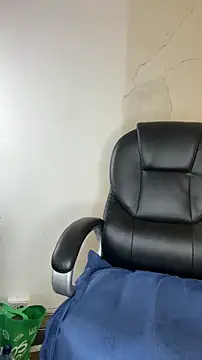 NiickyJones online show from 05/13/26, 02:53