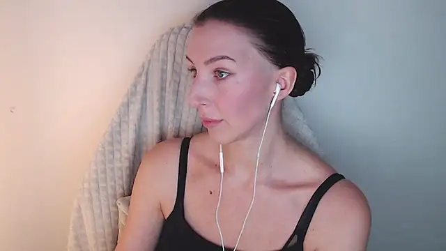 Snapshot of -Allure- chatting on 02/01/26, 08:51 -Allure- online show from 02/01/26, 08:51