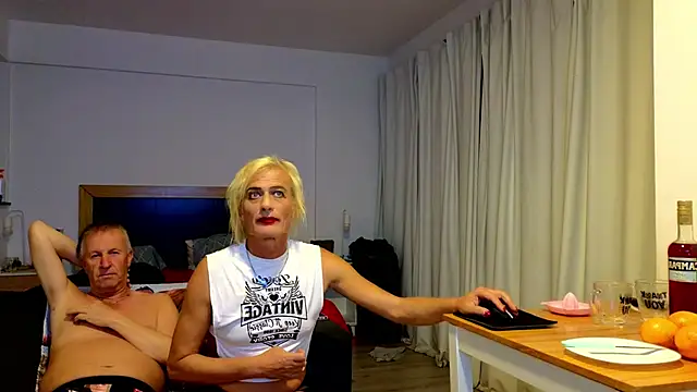 gigianddave online show from 09/28/25, 12:05