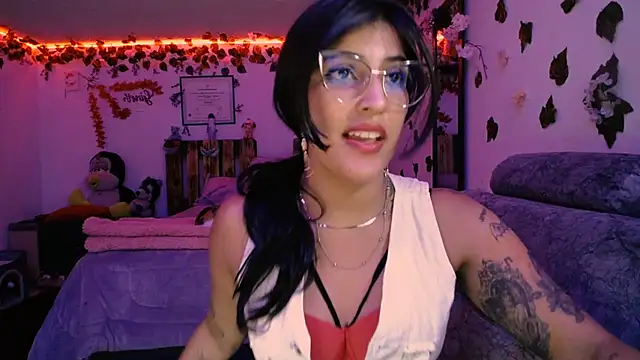Snapshot of azahar__ziiz chatting on 02/07/25, 03:01 azahar  ziiz online show from 02/07/25, 03:01