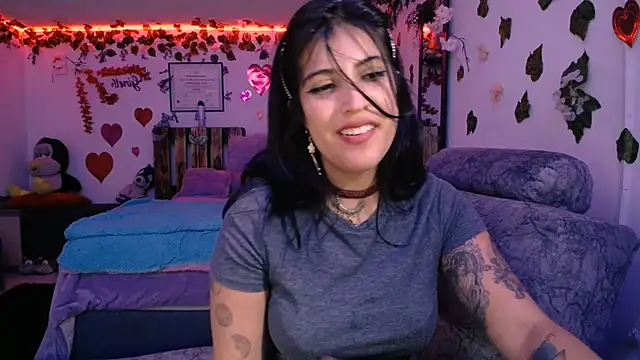 Snapshot of azahar__ziiz chatting on 02/21/25, 10:37 azahar  ziiz online show from 02/21/25, 10:37