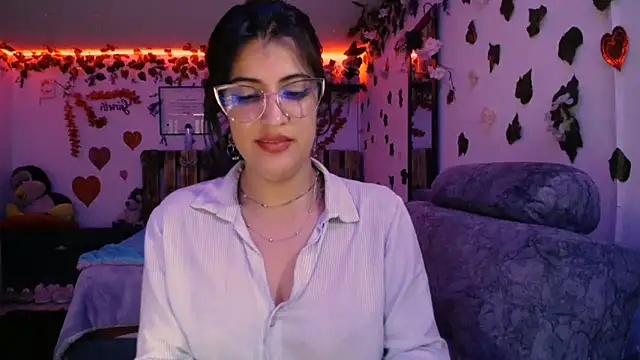 Snapshot of azahar__ziiz chatting on 03/03/25, 08:43 azahar  ziiz online show from 03/03/25, 08:43