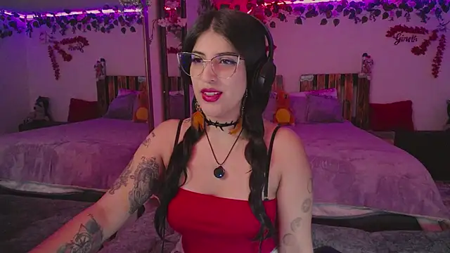 azahar  ziiz online show from 11/14/25, 12:09