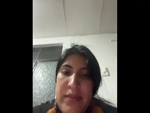 azahar  ziiz online show from 01/06/26, 12:47