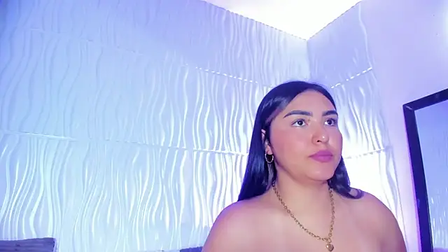 Snapshot of Abby__colins chatting on 01/14/26, 06:35 Abby colins online show from 01/14/26, 06:35