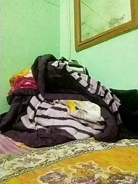 Snapshot of Skkumar2022 chatting on 11/20/25, 04:18 Skkumar2022 online show from 11/20/25, 04:18