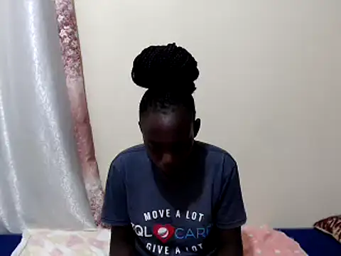 Snapshot of lizbela1 chatting on 03/13/25, 02:33 lizbela1 online show from 03/13/25, 02:33