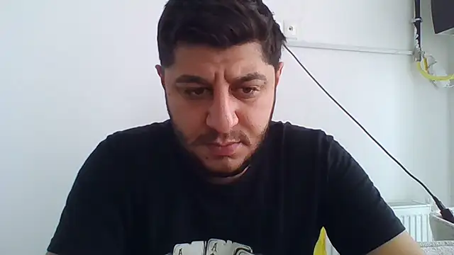 Snapshot of erkekkkadam chatting on 12/08/24, 08:30 erkekkkadam online show from 12/08/24, 08:30