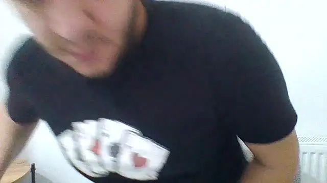 Snapshot of erkekkkadam chatting on 02/12/25, 02:24 erkekkkadam online show from 02/12/25, 02:24