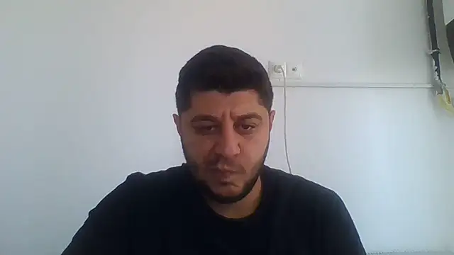 Snapshot of erkekkkadam chatting on 09/10/25, 05:18 erkekkkadam online show from 09/10/25, 05:18