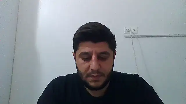 Snapshot of erkekkkadam chatting on 10/29/25, 03:03 erkekkkadam online show from 10/29/25, 03:03