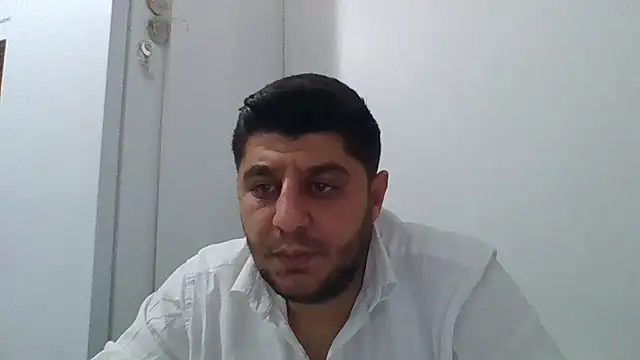 Snapshot of erkekkkadam chatting on 12/19/25, 11:01 erkekkkadam online show from 12/19/25, 11:01