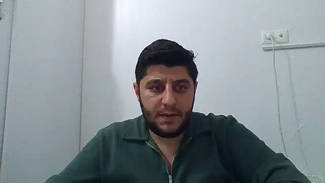 Snapshot of erkekkkadam chatting on 01/09/26, 04:32 erkekkkadam online show from 01/09/26, 04:32