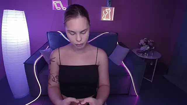 RikaRaily online show from 12/14/24, 05:40