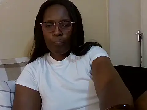 Malaika Nkosi online show from 09/11/25, 10:26