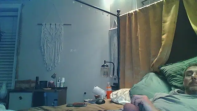 Snapshot of MnM4ever chatting on 02/19/26, 08:54 MnM4ever online show from 02/19/26, 08:54