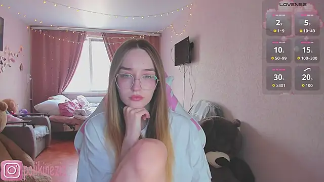 MoonDust online show from 05/01/26, 11:37