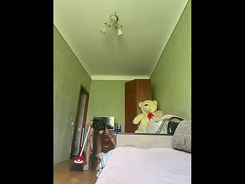 Snapshot of Miss_Flexi_fit chatting on 05/28/26, 10:56 Miss Flexi fit online show from 05/28/26, 10:56