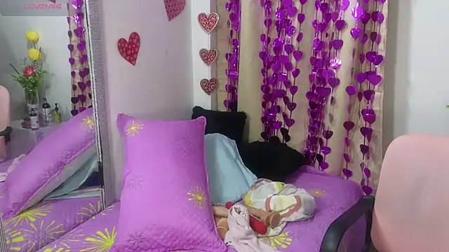 lovely trix online show from 03/07/25, 04:55