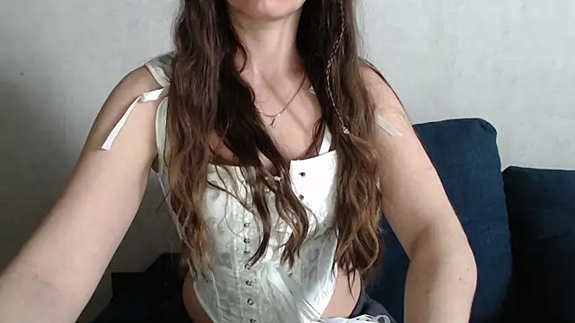 Jennna Maya online show from 05/13/26, 08:44