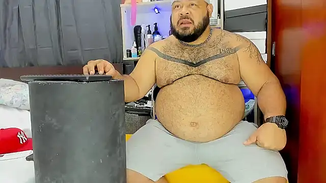 Latino bigcock online show from 03/21/25, 02:28