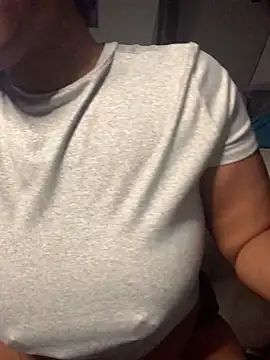 SweetHoneyBunz online show from 09/26/25, 10:14