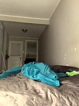 SweetHoneyBunz online show from 10/29/25, 04:26