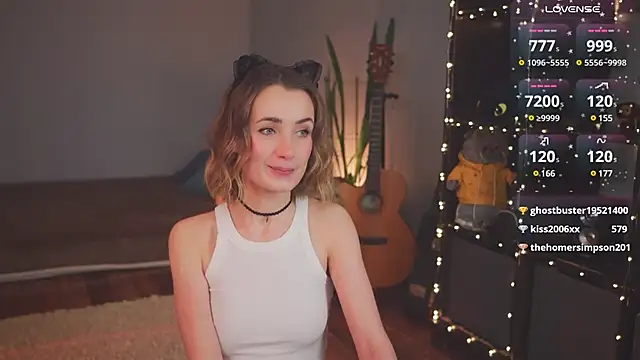 Snapshot of bananya_kitty chatting on 02/23/25, 08:28 bananya kitty online show from 02/23/25, 08:28