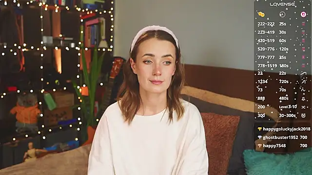 Snapshot of bananya_kitty chatting on 12/15/25, 05:06 bananya kitty online show from 12/15/25, 05:06