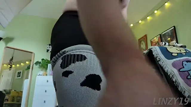 Linzy 19 online show from 02/14/25, 07:02