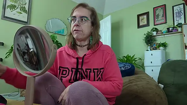 Linzy 19 online show from 02/11/26, 04:12