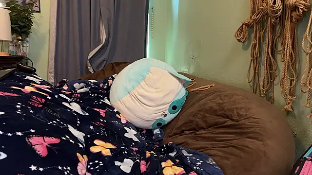 Linzy 19 online show from 03/09/26, 05:17