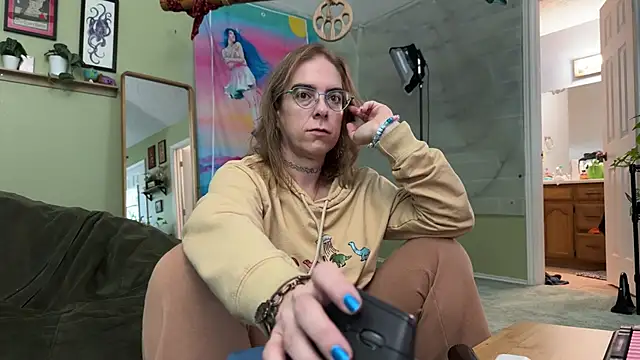 Linzy 19 online show from 03/13/26, 01:51