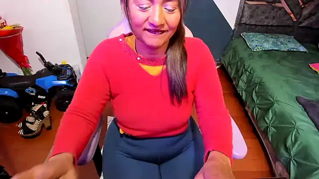 daleska ayala 1 online show from 09/29/25, 07:19